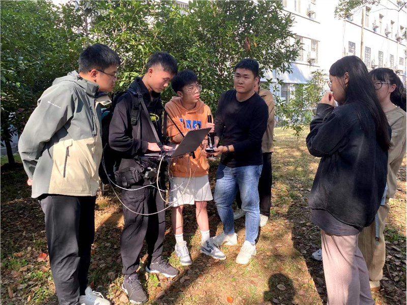 江西财经大学财经数据科学重点实验室-FieldSpec 4 Hi-Res NG 地物光谱仪